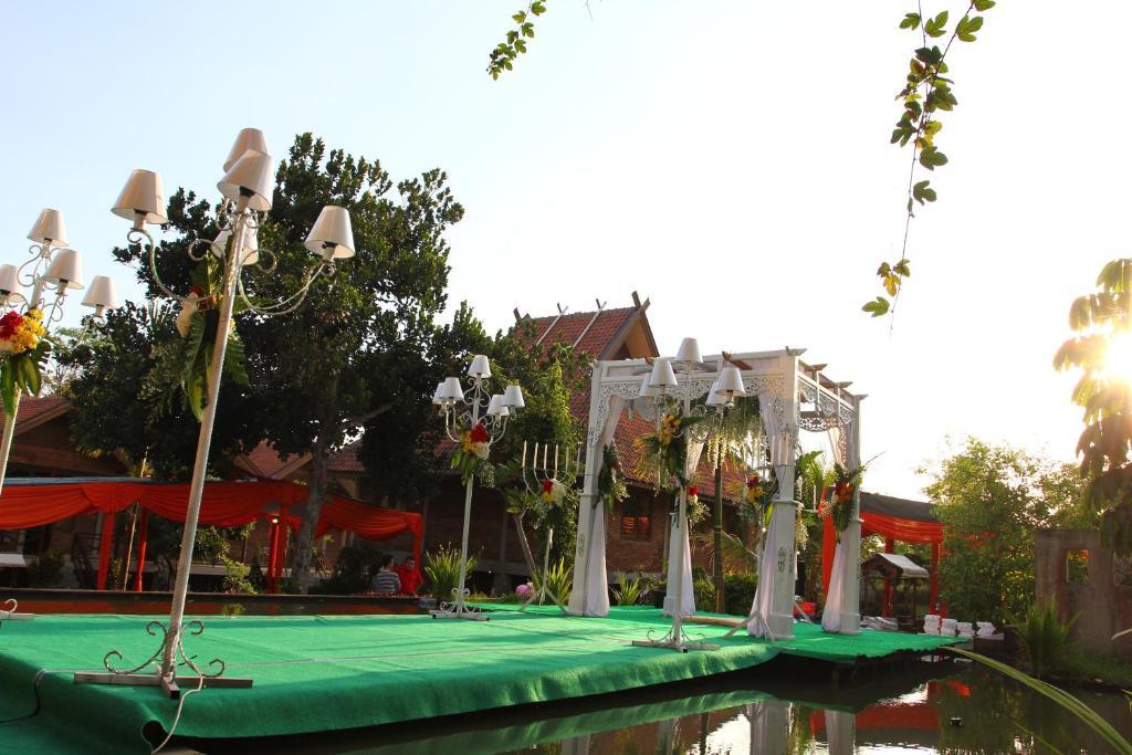 Disaster Oasis Hotel Kaliurang Kültér fotó